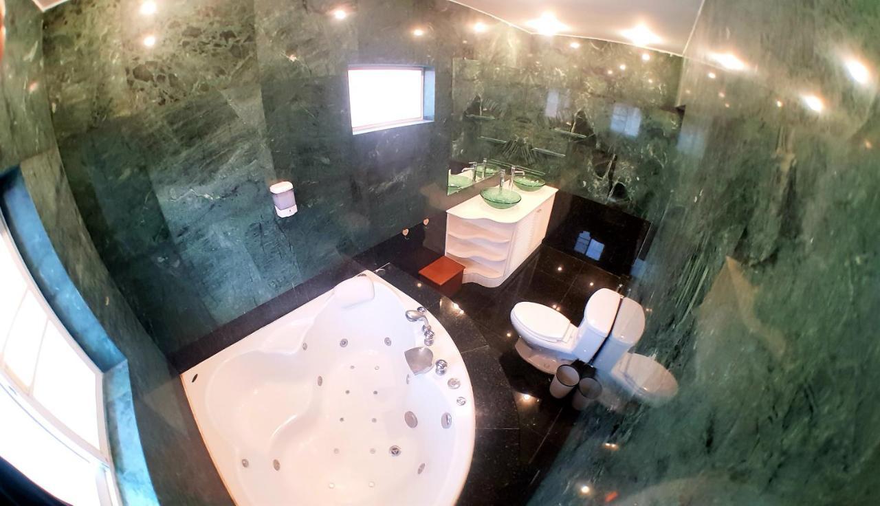 Joopland Luxury Pool Villa Pattaya Walking Street 6 Bedrooms Экстерьер фото